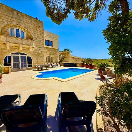 Lonza Gharb Farmhouse Exteriér fotografie